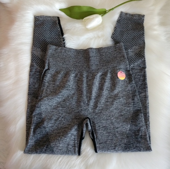 LOWEST(SET) PINK VS TIGHT LEGGING M+SPORTS BRA M - Picture 2 of 8